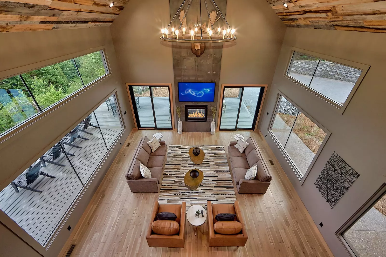 Property image, Interior, of Modern Endless View