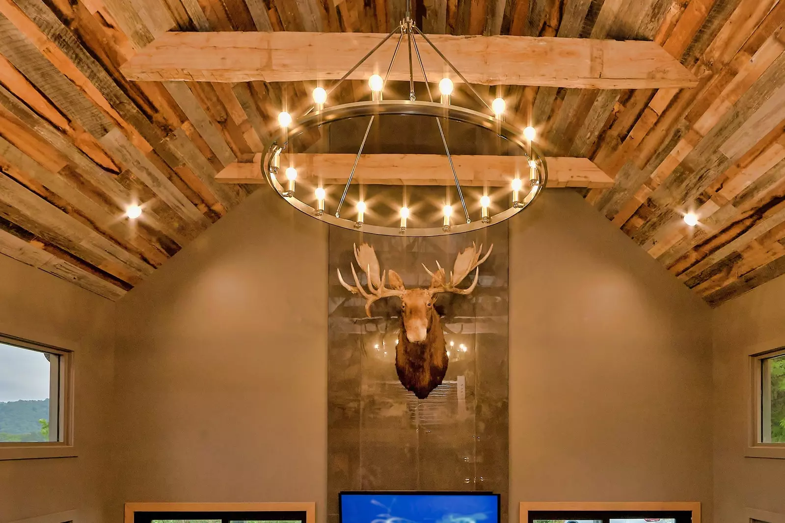 Property image, Interior, of Modern Endless View