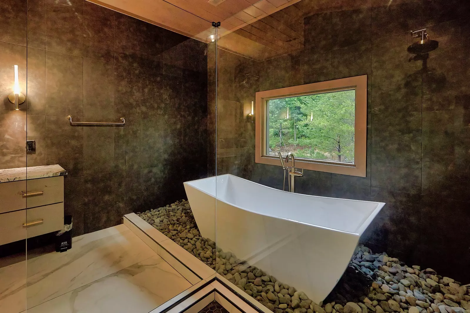Property image, Interior, of Modern Endless View