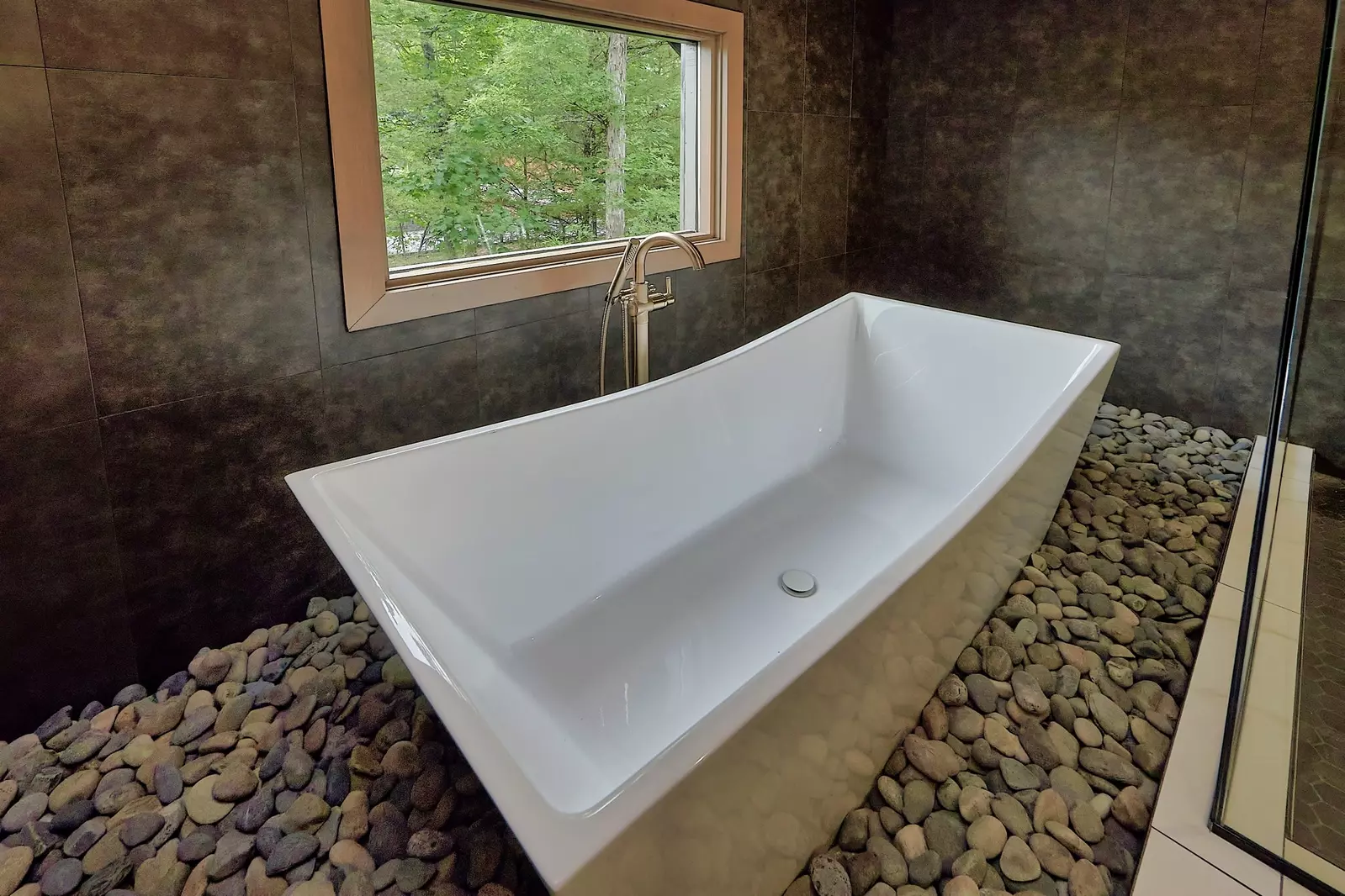 Property image, Interior, of Modern Endless View