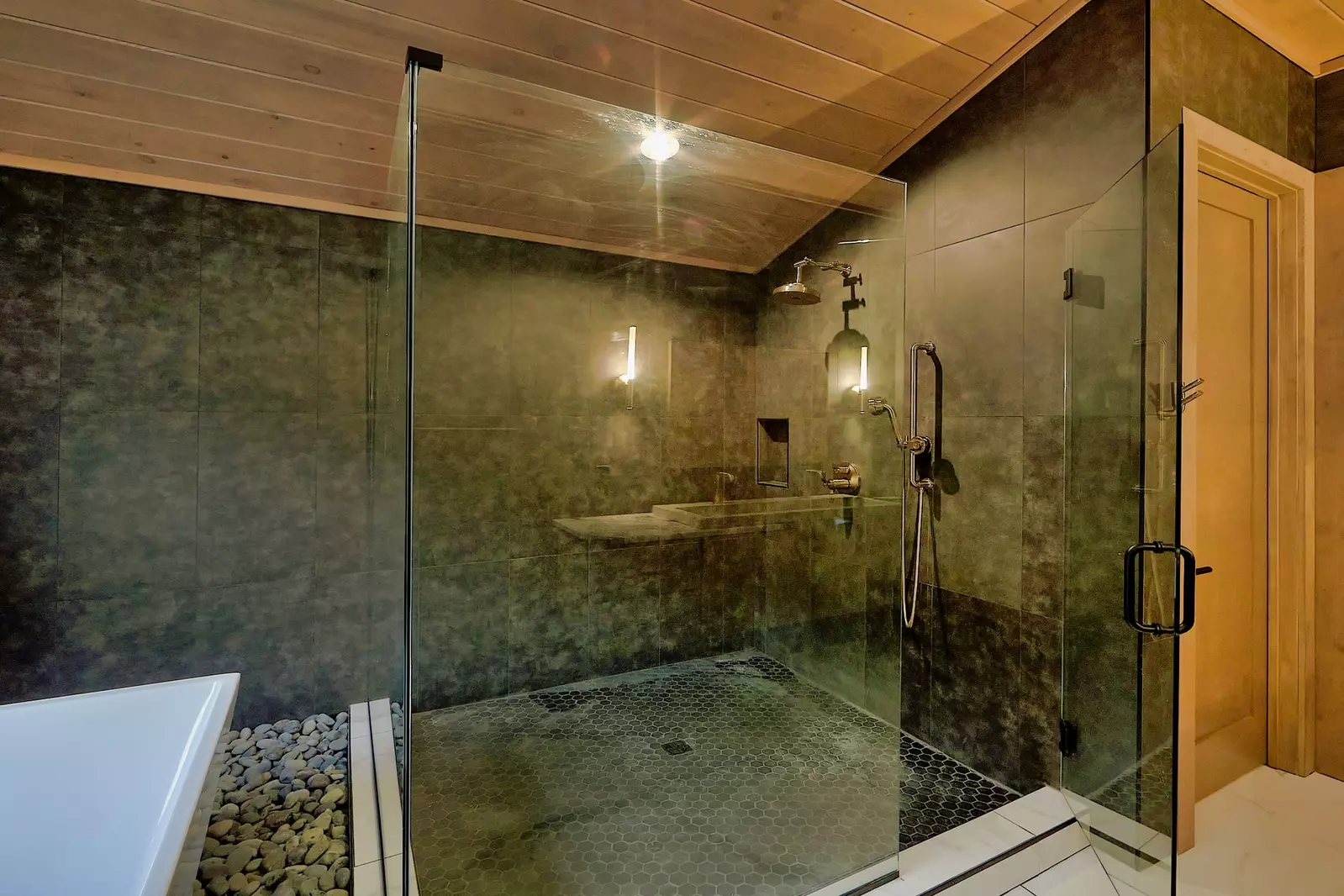 Property image, Interior, of Modern Endless View