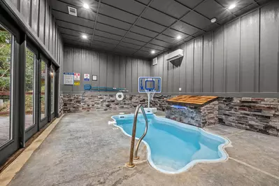 Pool La La