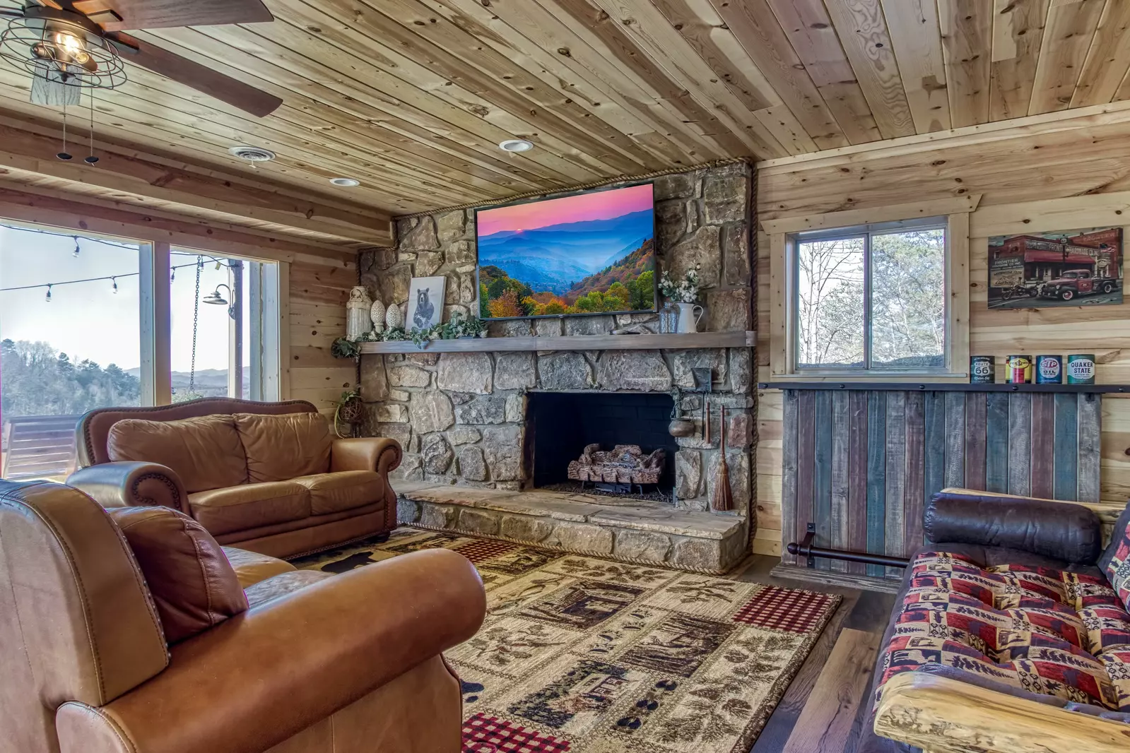 Property image, Interior, of Hawks Ridge