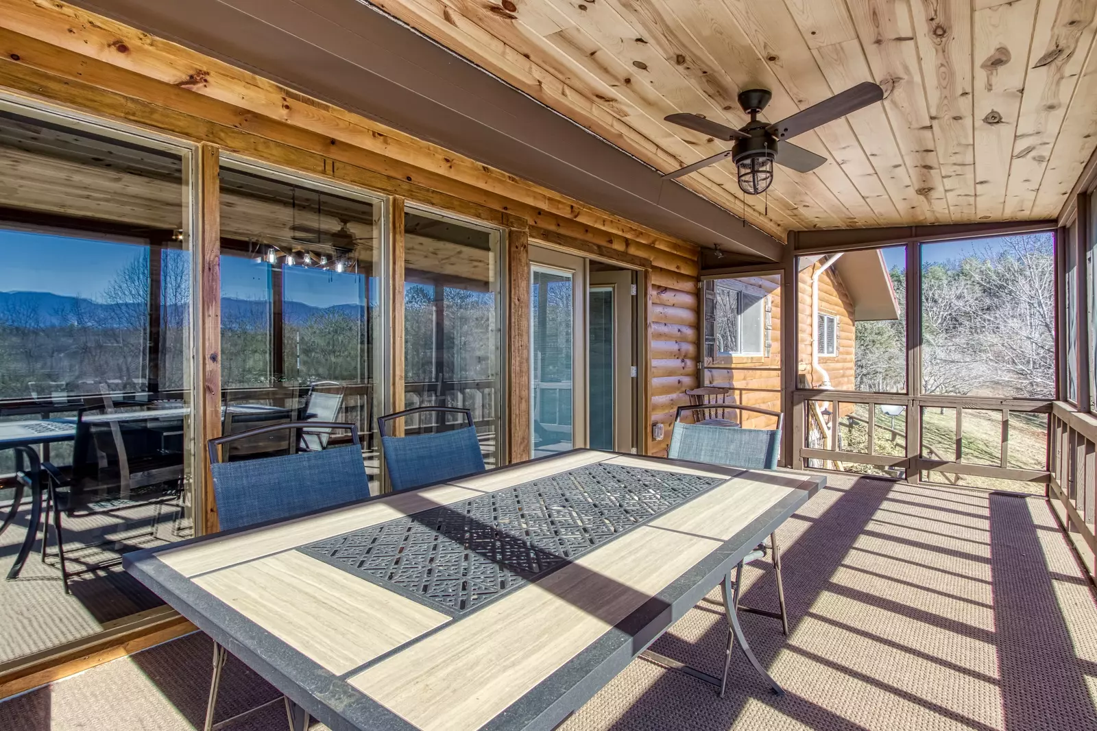 Property image, Interior, of Hawks Ridge