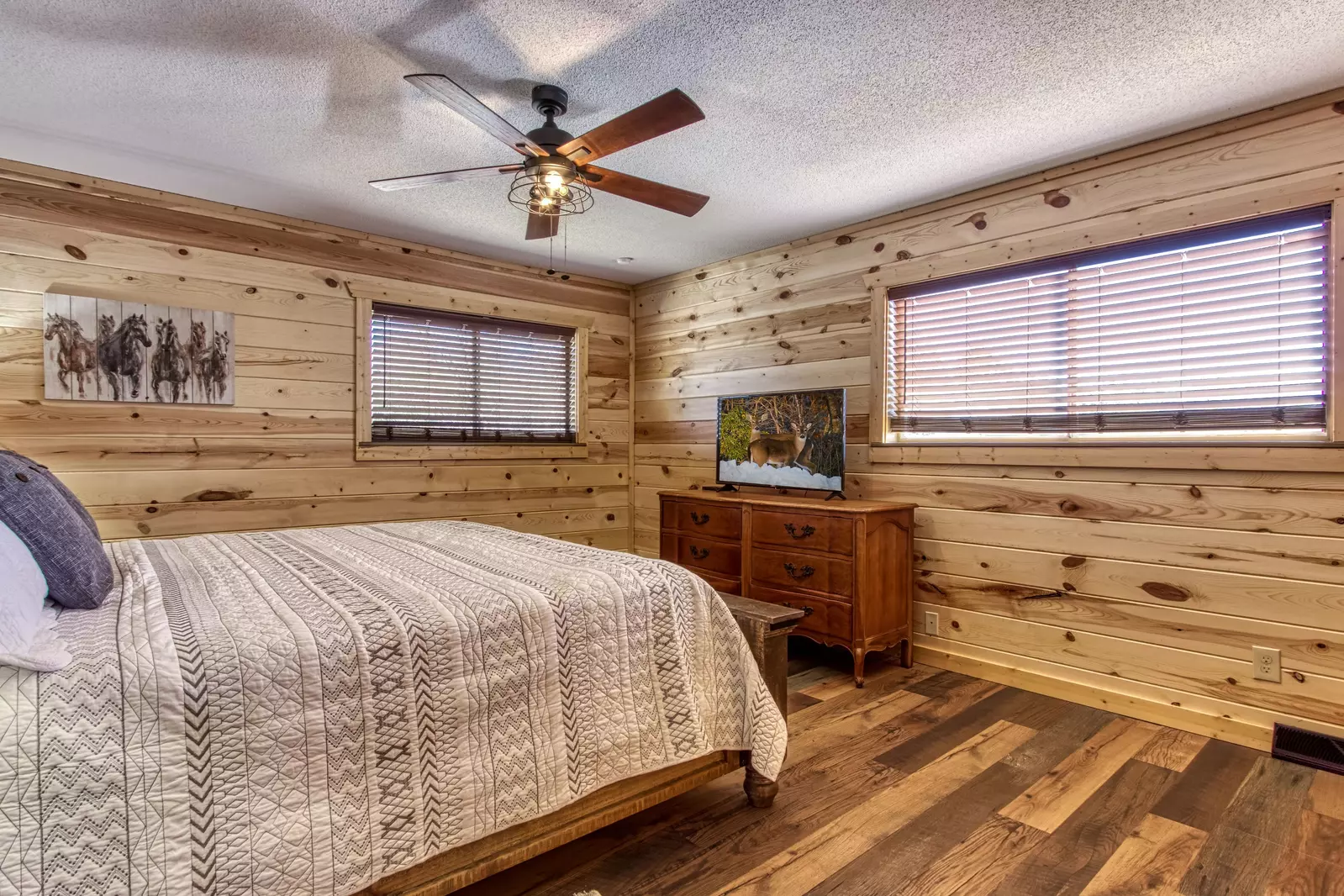 Property image, Interior, of Hawks Ridge
