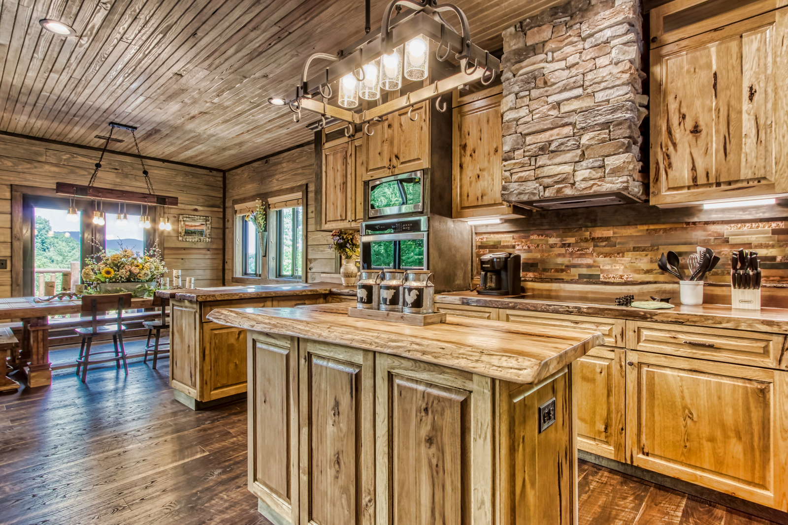 Property image, Interior, of The Lodge At Thunder Mountain