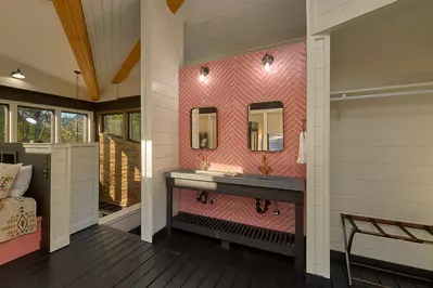 Property image, Interior, of Cadillac Ranch