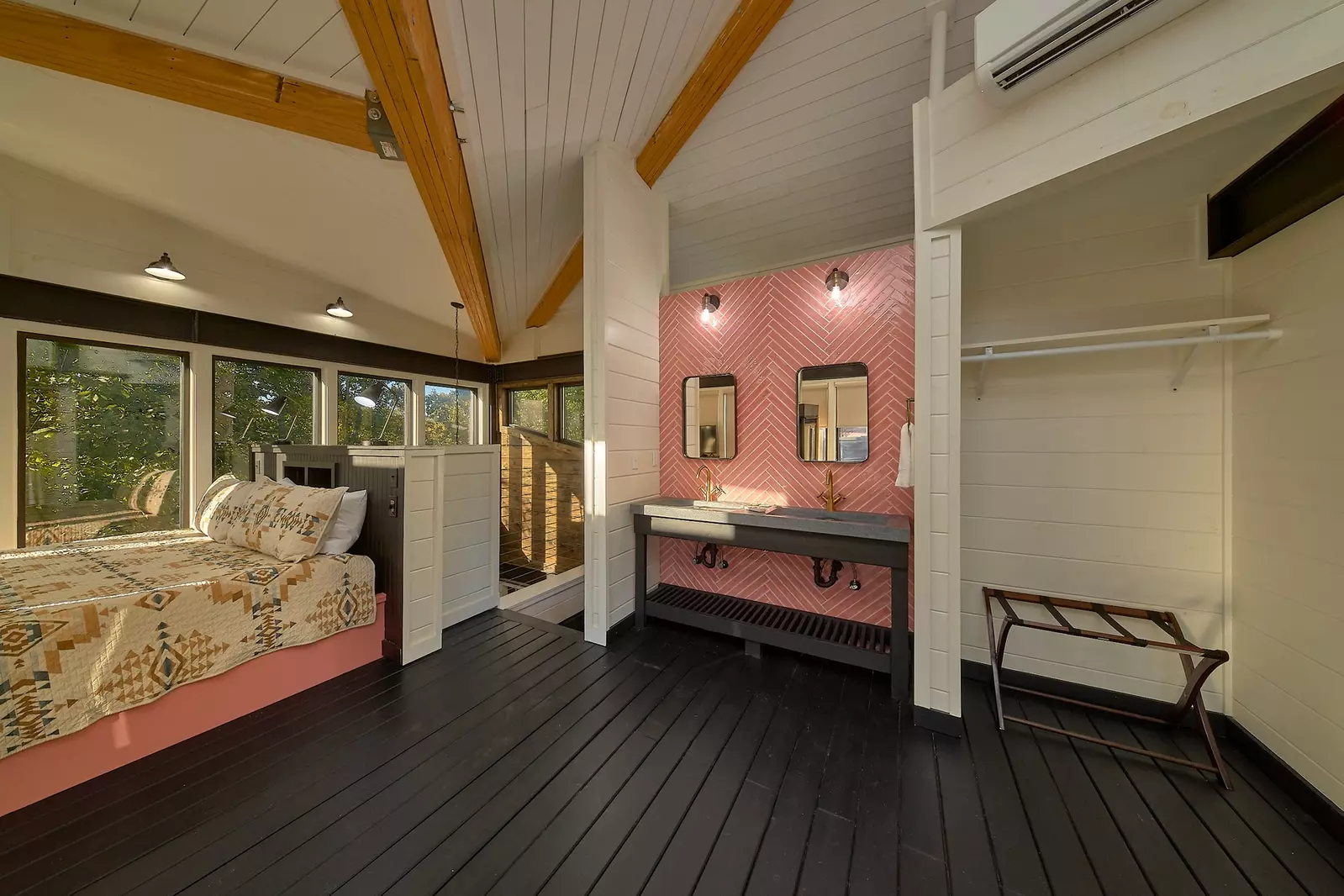 Property image, Interior, of Cadillac Ranch