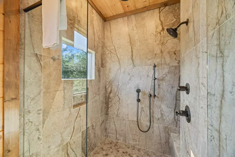 Property image, Interior, of Ace In The Hole