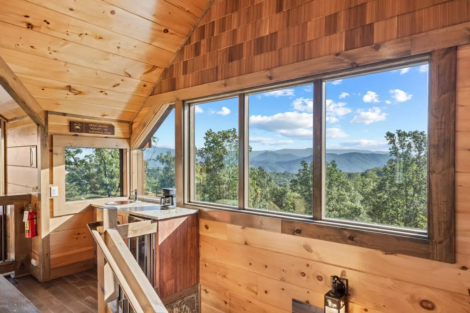 Property image, Interior, of Ace In The Hole