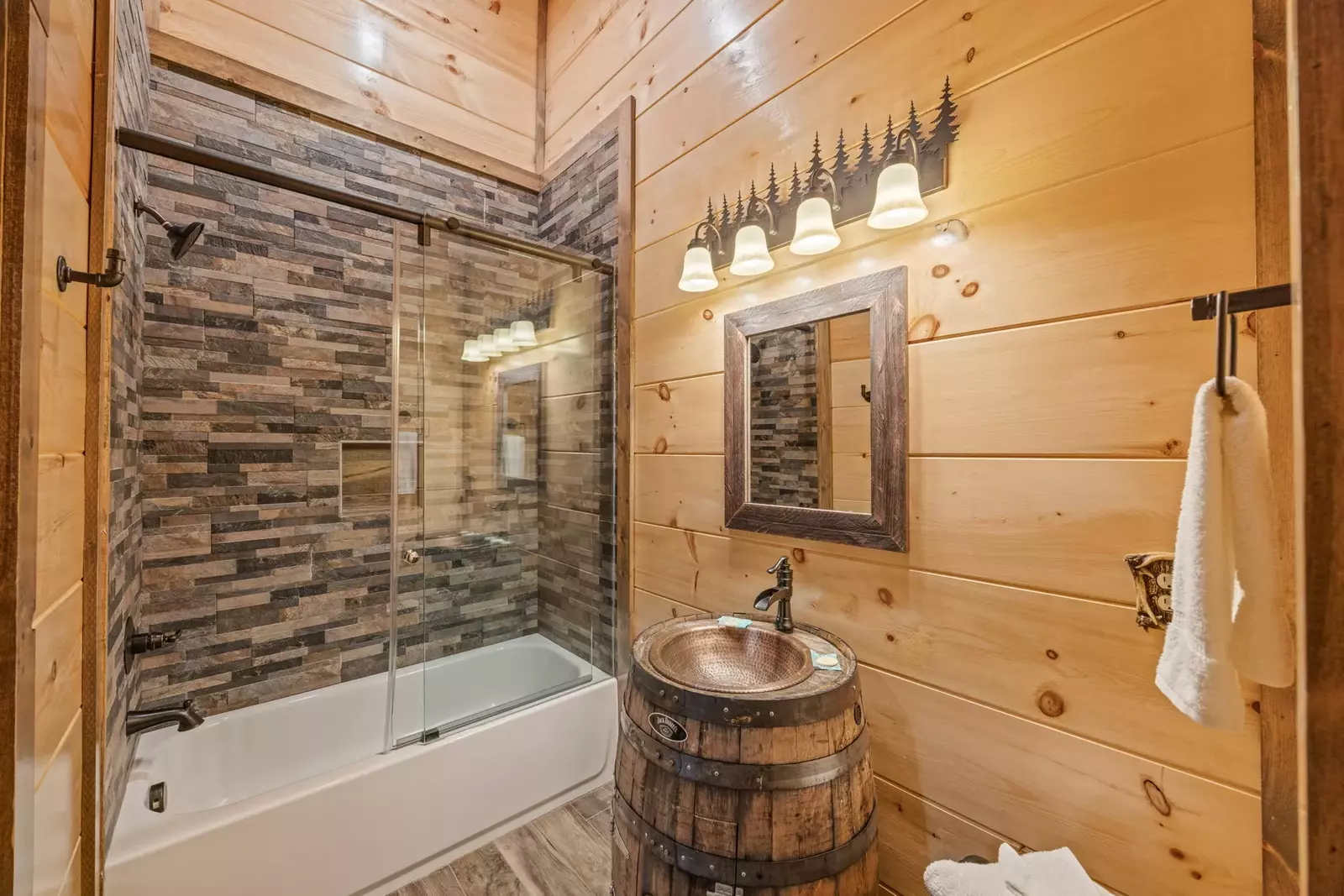 Property image, Interior, of Ace In The Hole