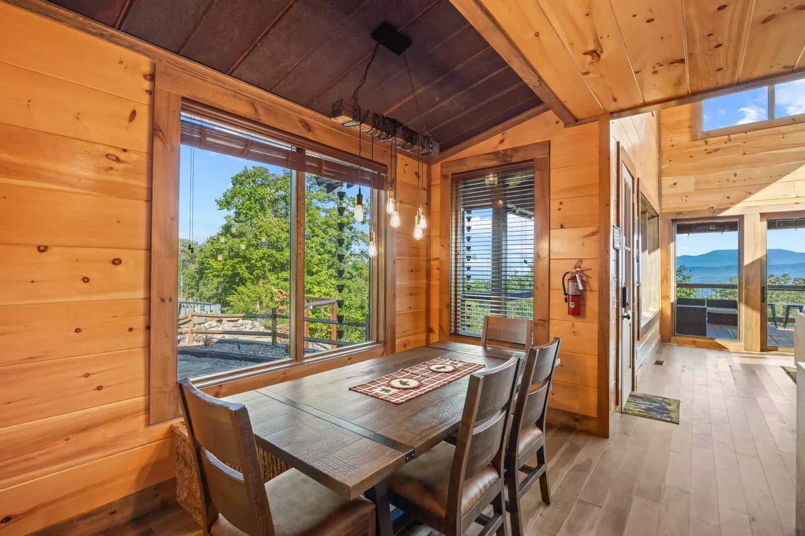 Property image, Interior, of Ace In The Hole