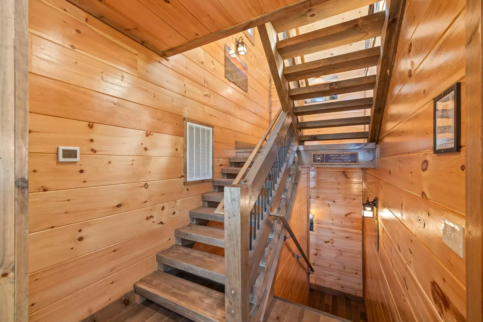 Property image, Interior, of Ace In The Hole