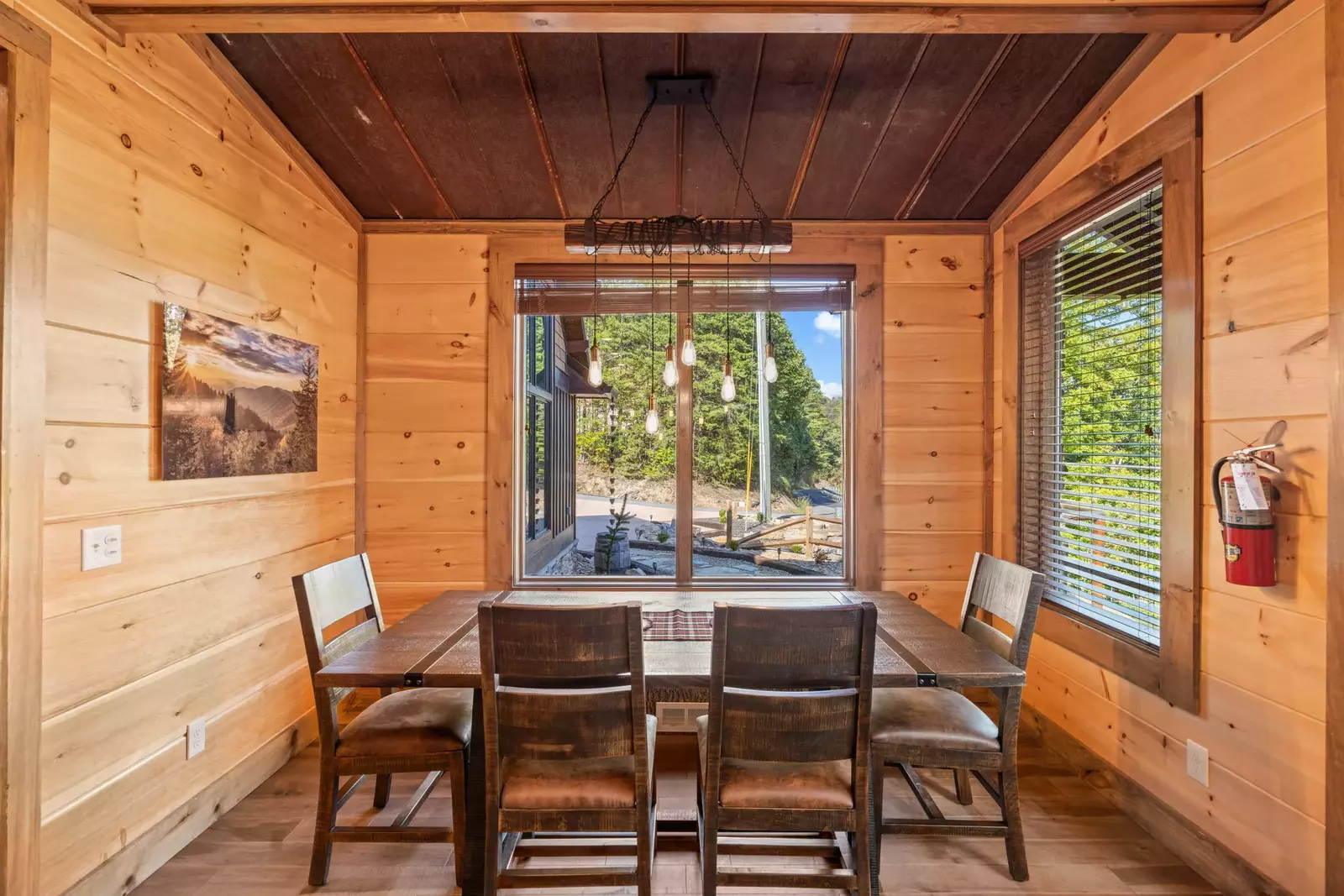 Property image, Interior, of Ace In The Hole