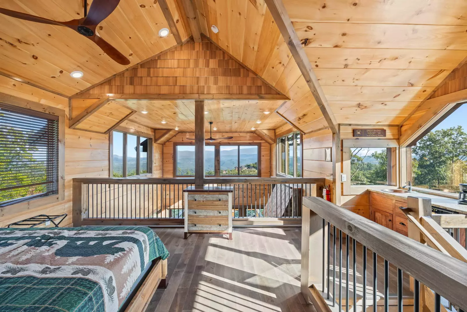 Property image, Interior, of Ace In The Hole