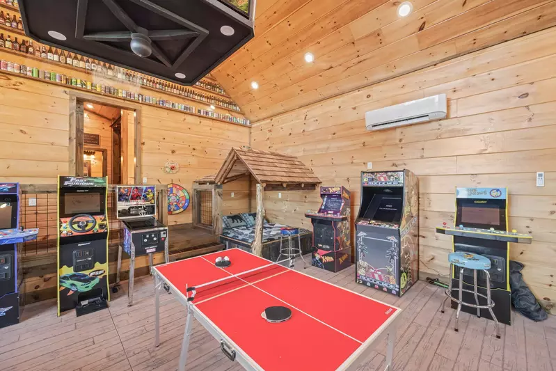 Property image, Interior, of Ace In The Hole