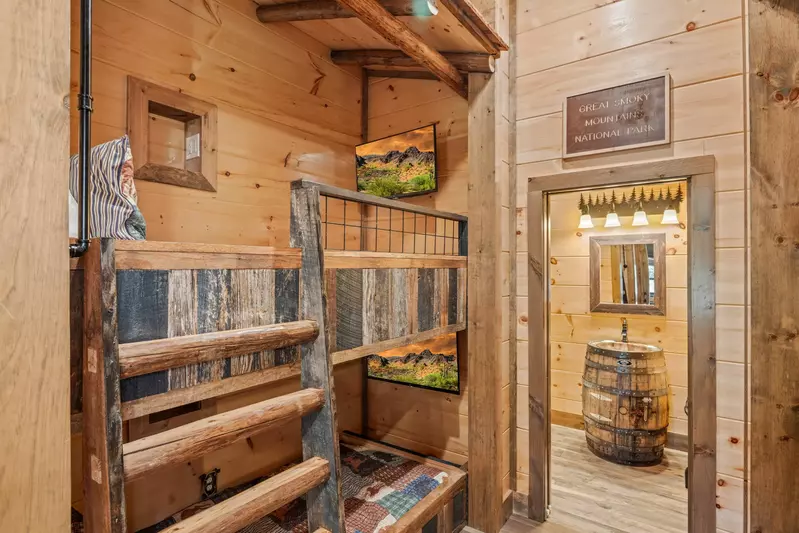 Property image, Interior, of Ace In The Hole