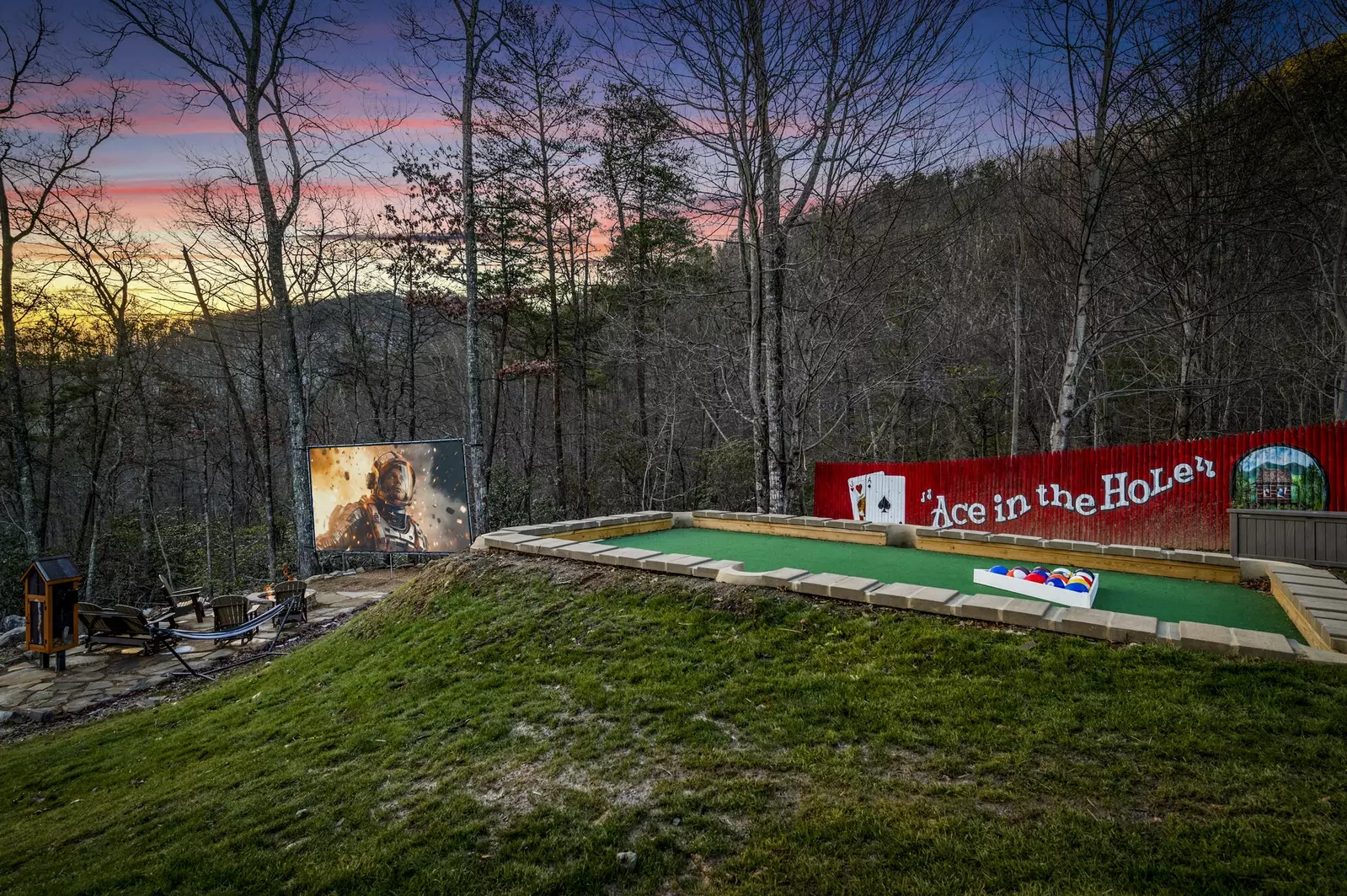 Property image, Interior, of Ace In The Hole