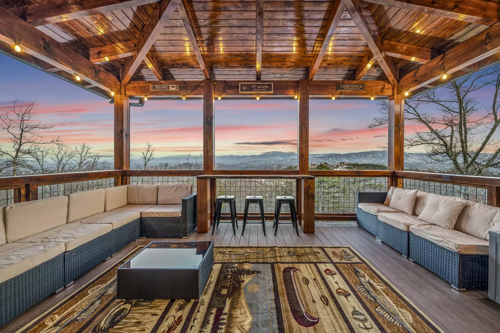 Property image, Interior, of Ace In The Hole