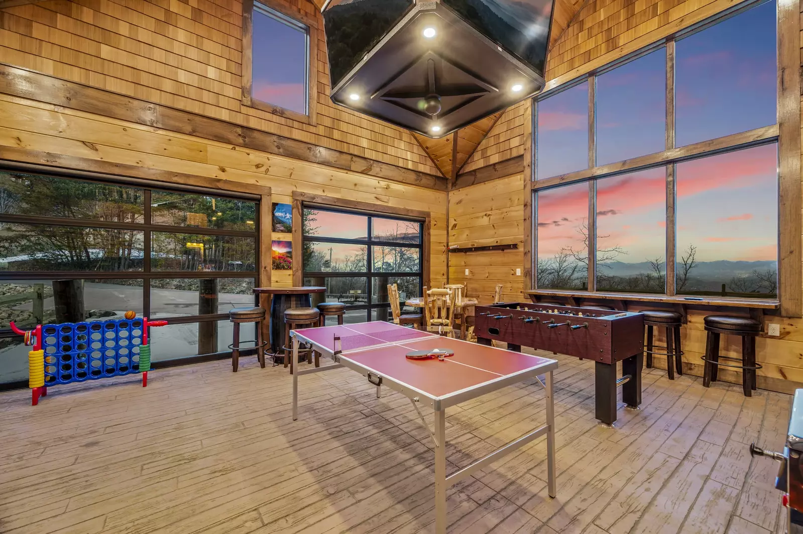 Property image, Interior, of Ace In The Hole