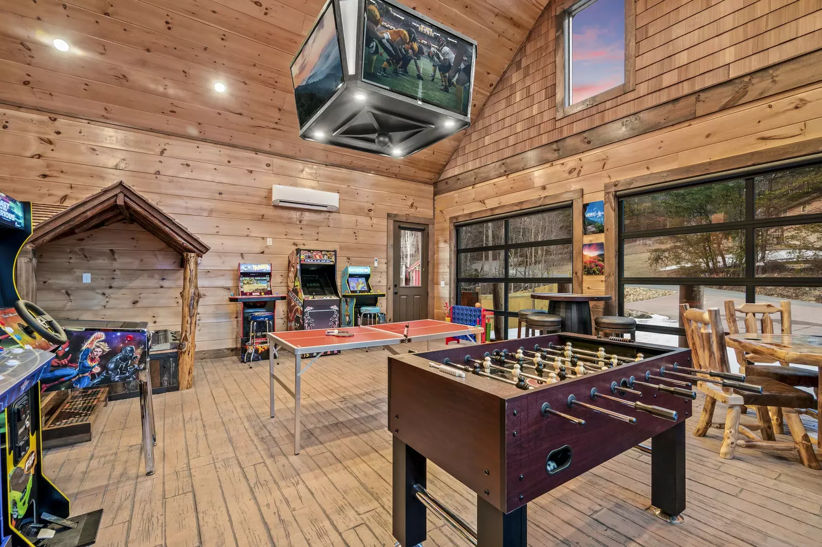 Property image, Interior, of Ace In The Hole
