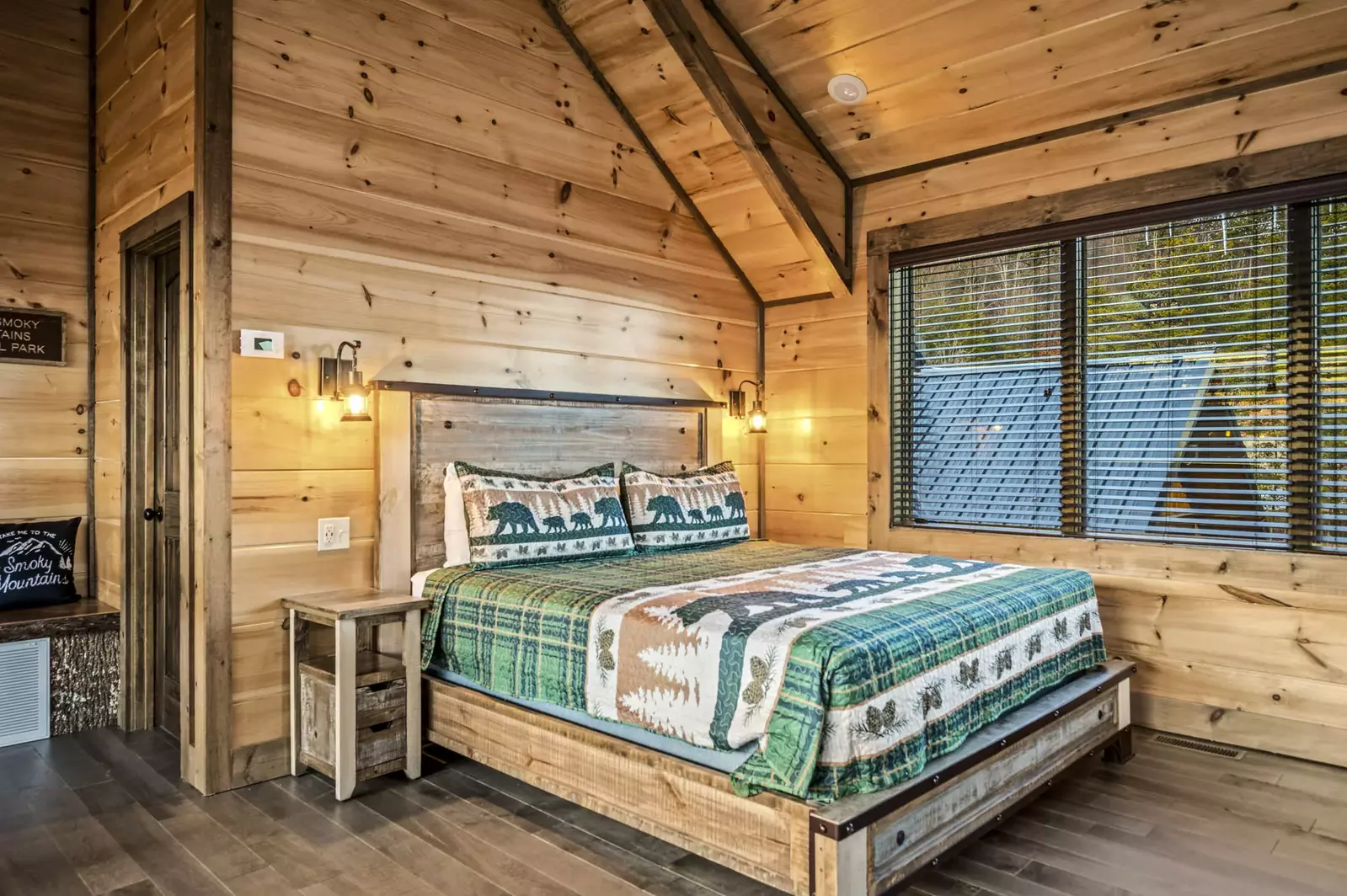 Property image, Interior, of Ace In The Hole