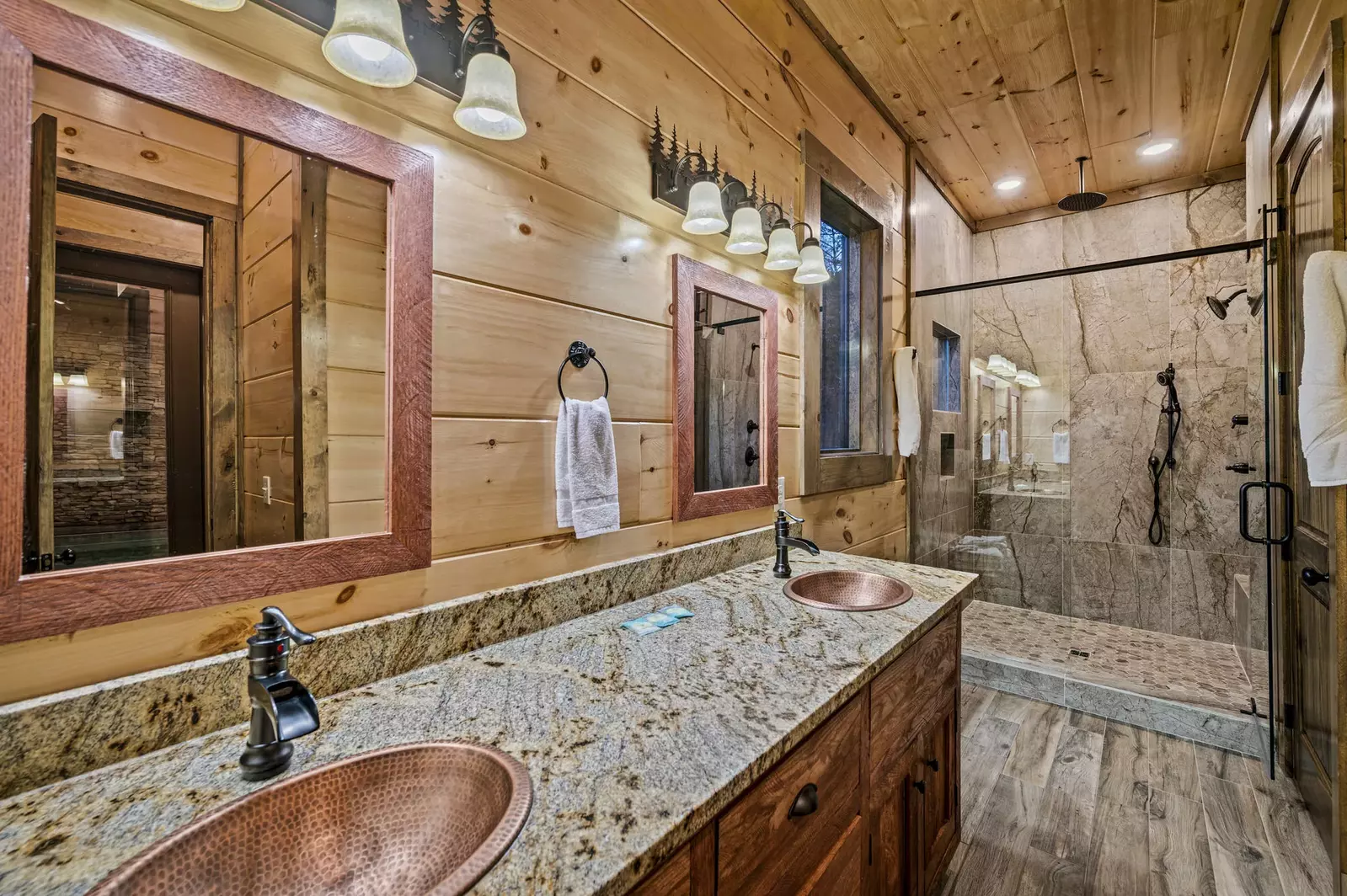 Property image, Interior, of Ace In The Hole