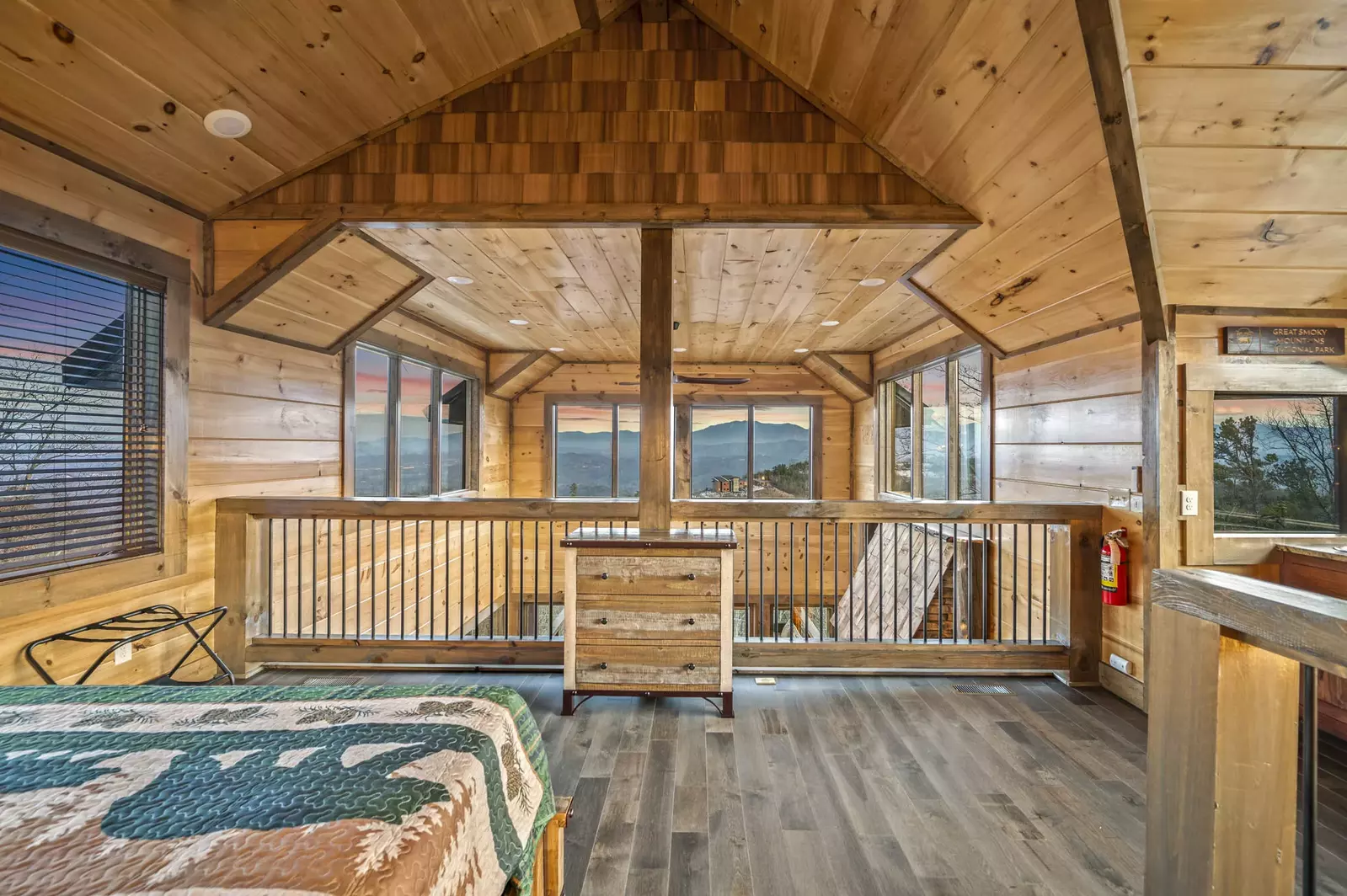Property image, Interior, of Ace In The Hole