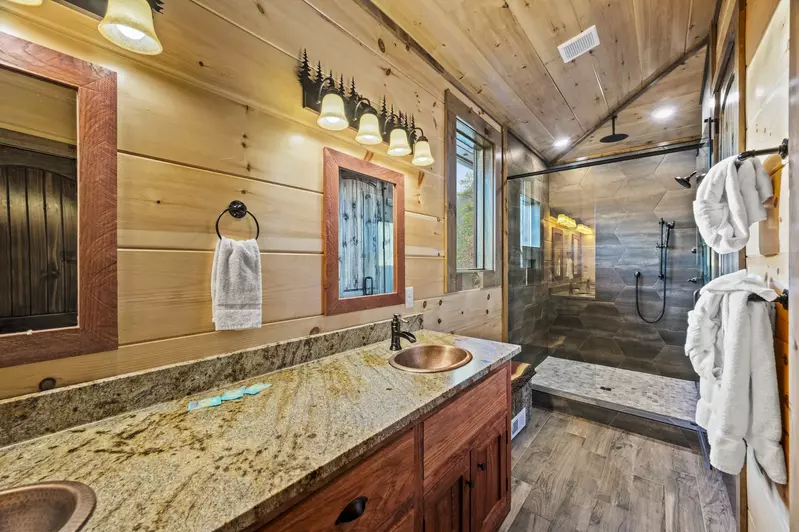 Property image, Interior, of Ace In The Hole