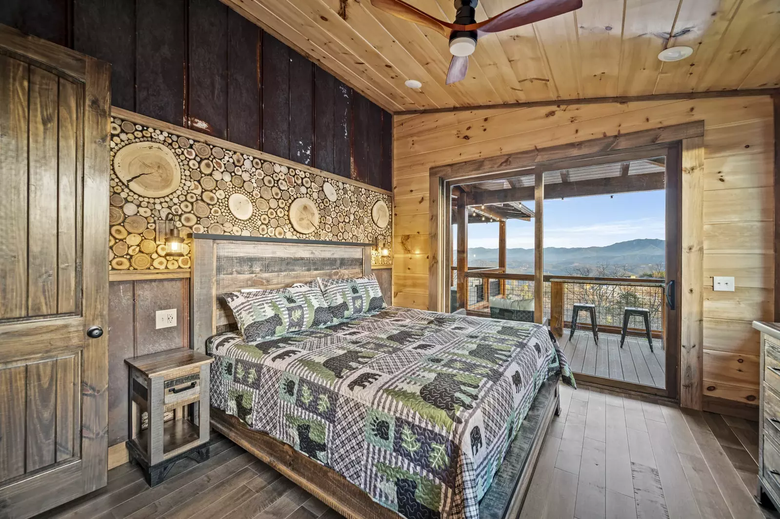 Property image, Interior, of Ace In The Hole
