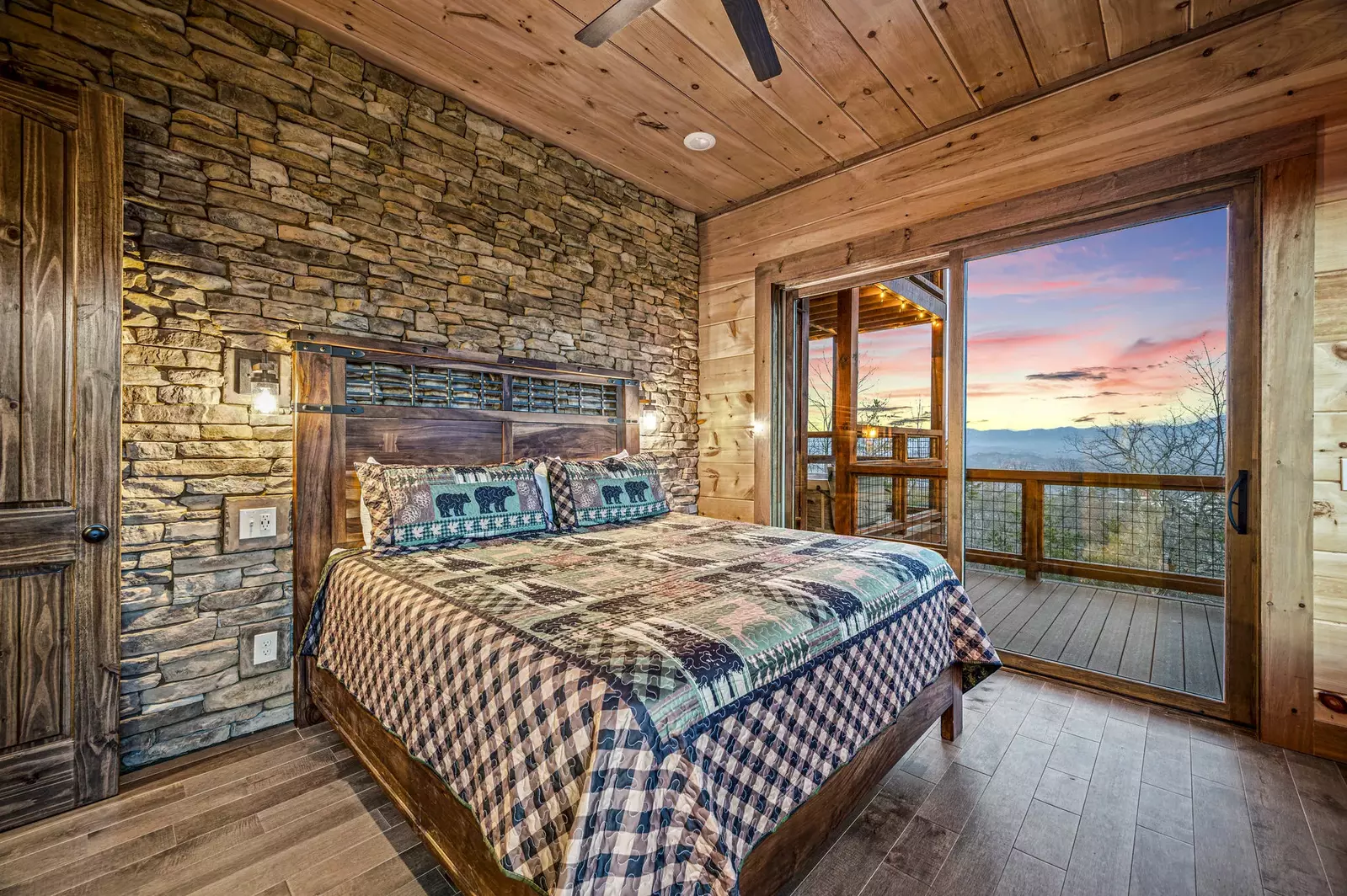 Property image, Interior, of Ace In The Hole