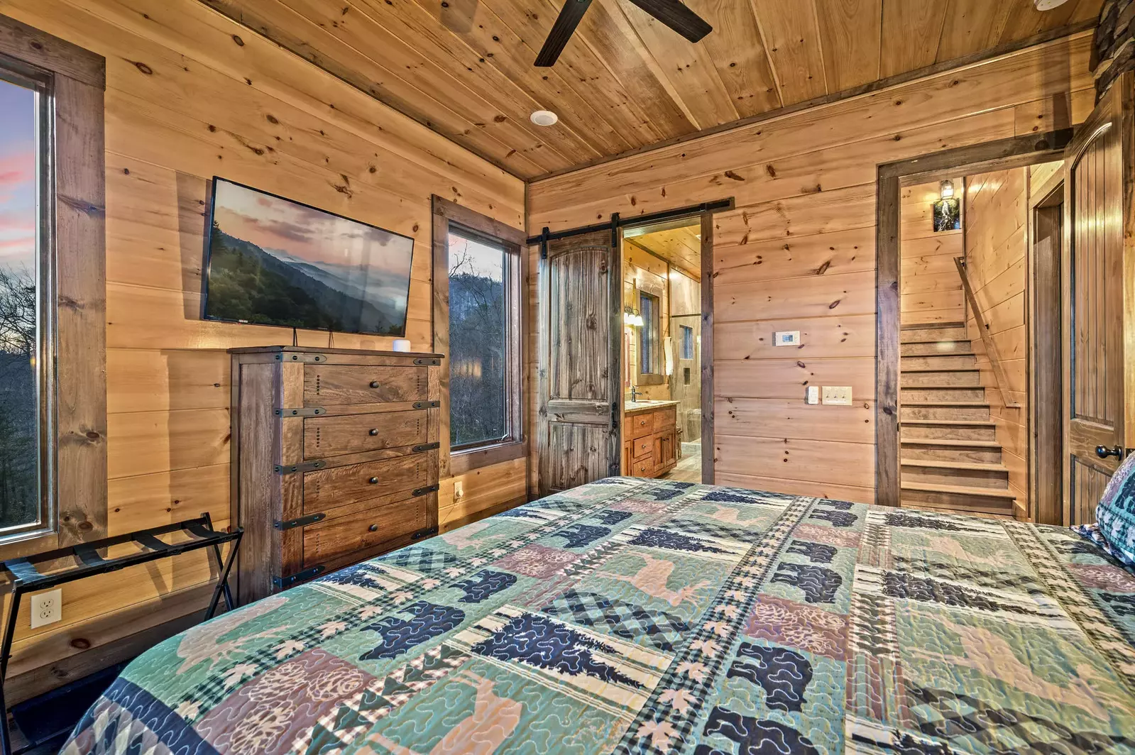 Property image, Interior, of Ace In The Hole