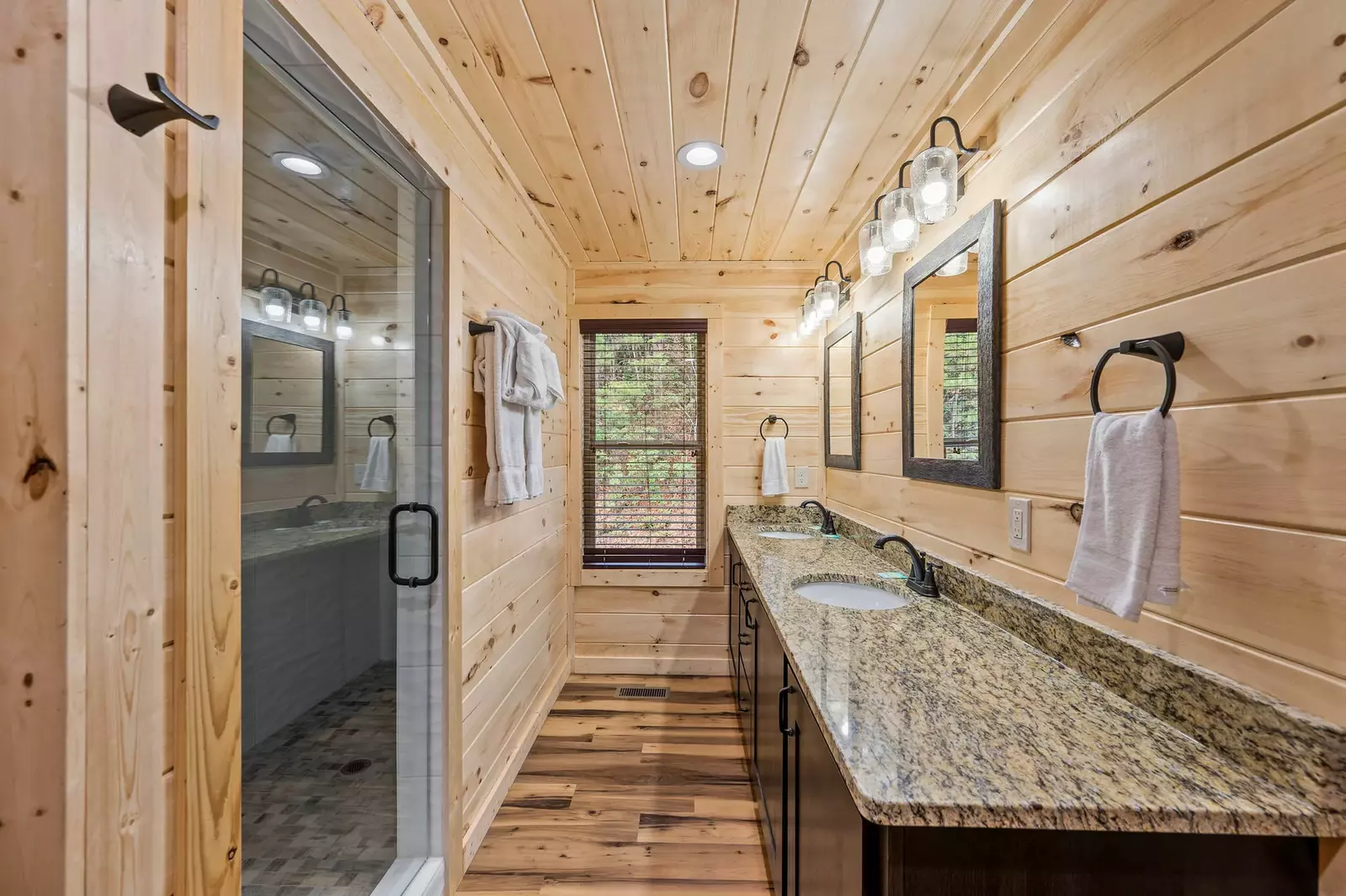 Property image, Interior, of Bear Mountain Vista