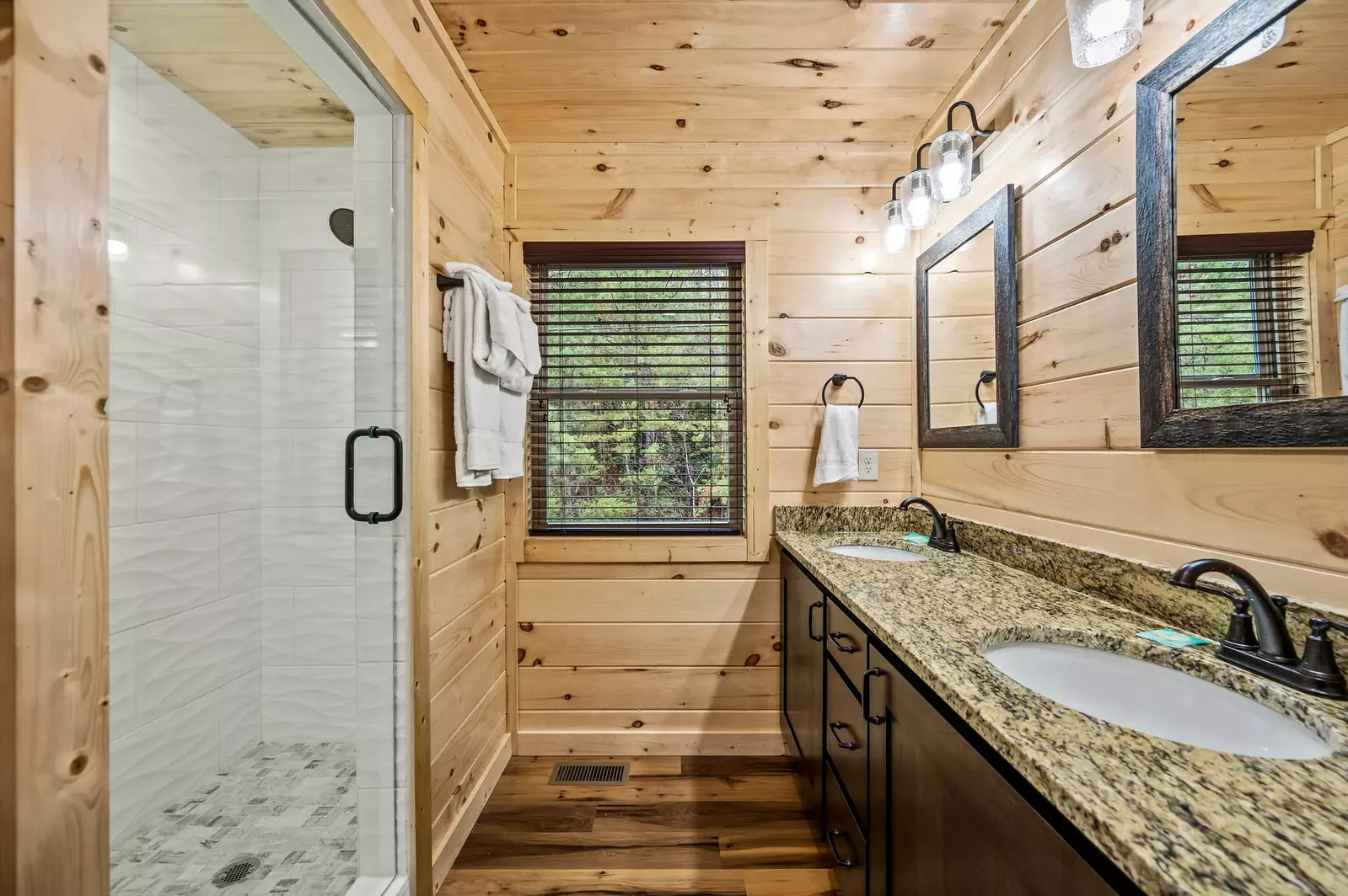 Property image, Interior, of Bear Mountain Vista