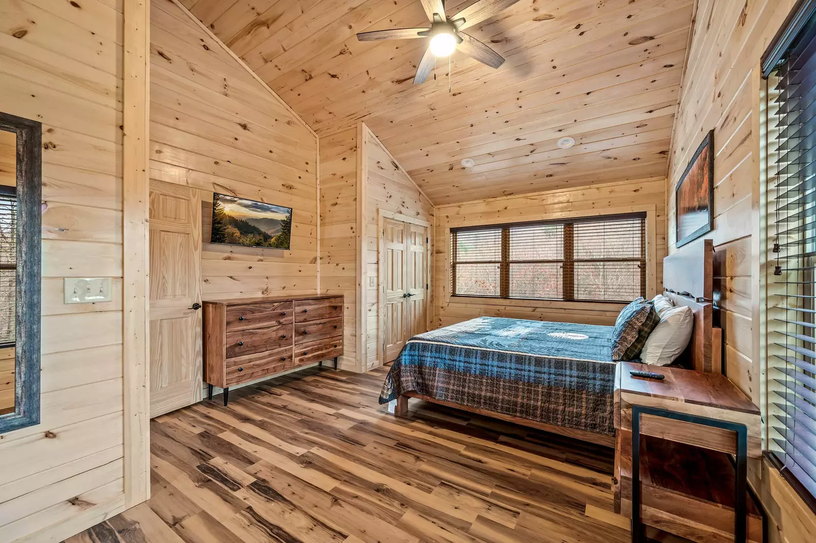 Property image, Interior, of Bear Mountain Vista