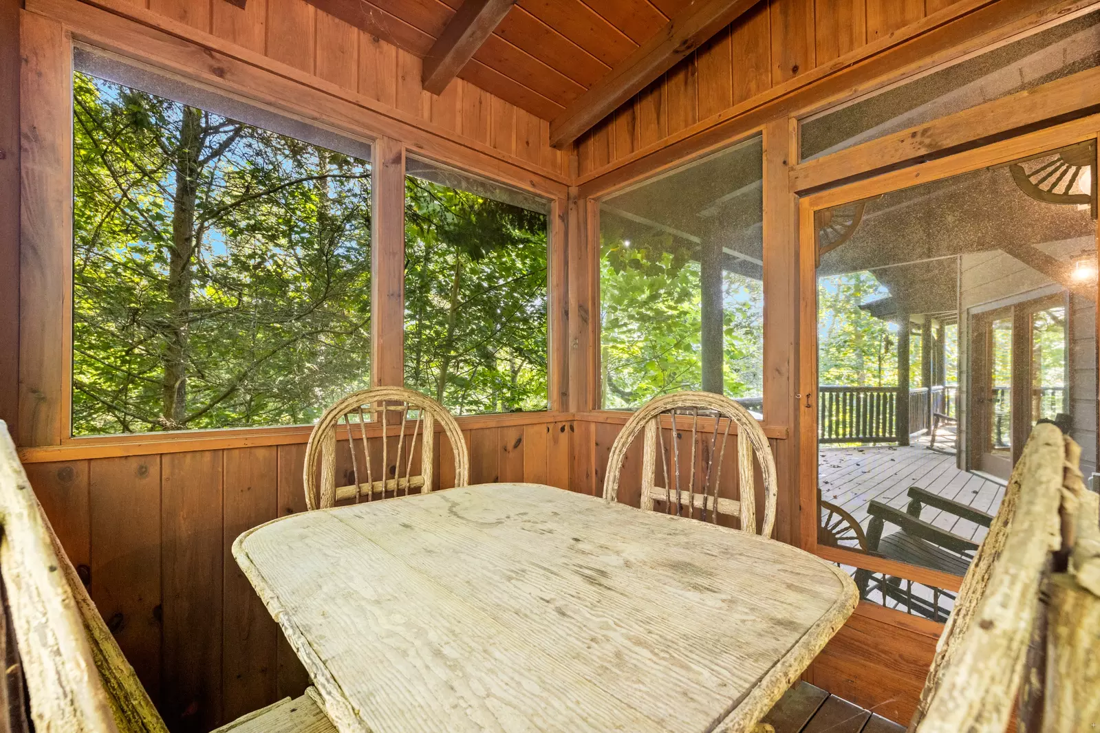 Property image, Interior, of Modern Rustic Hideaway