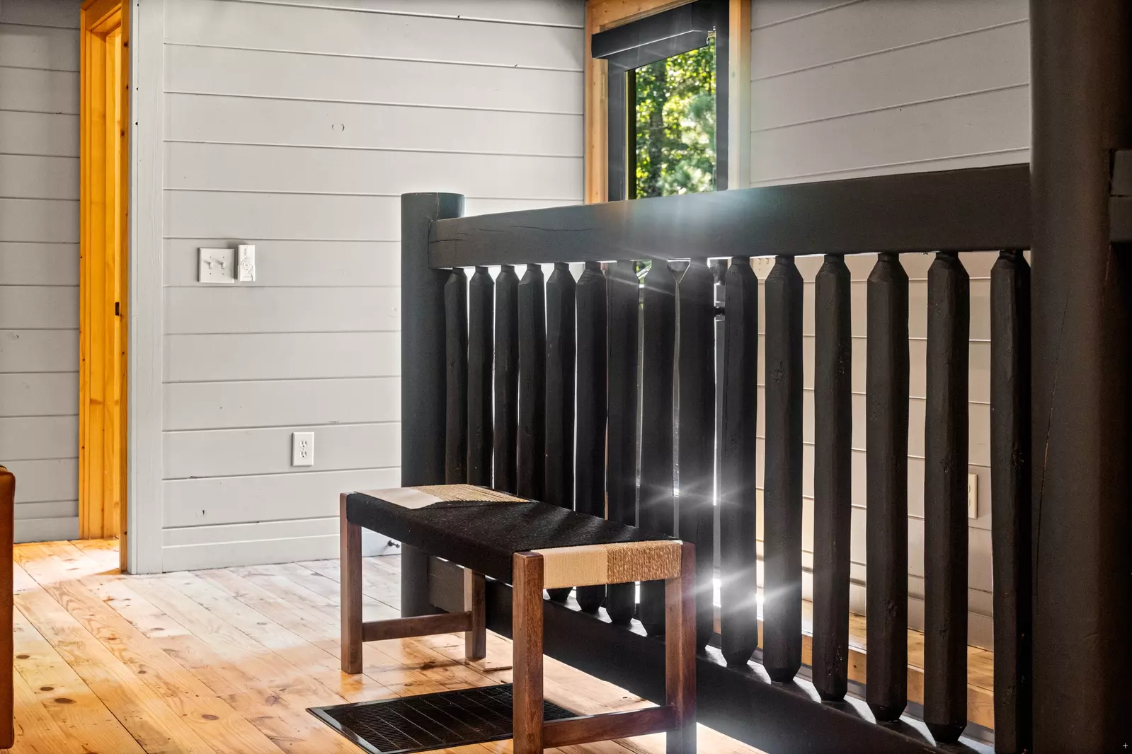 Property image, Interior, of Modern Rustic Hideaway