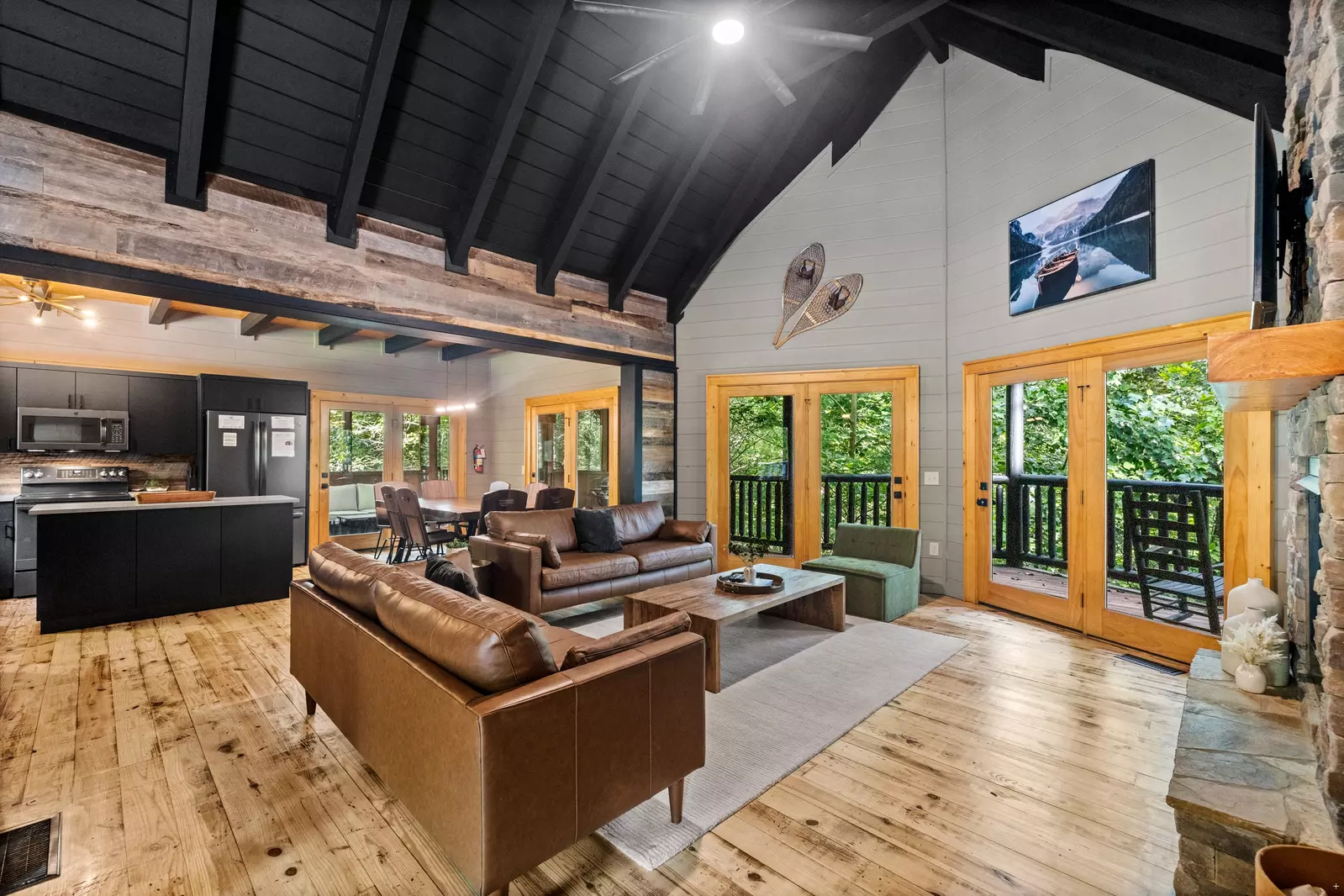 Property image, Interior, of Modern Rustic Hideaway