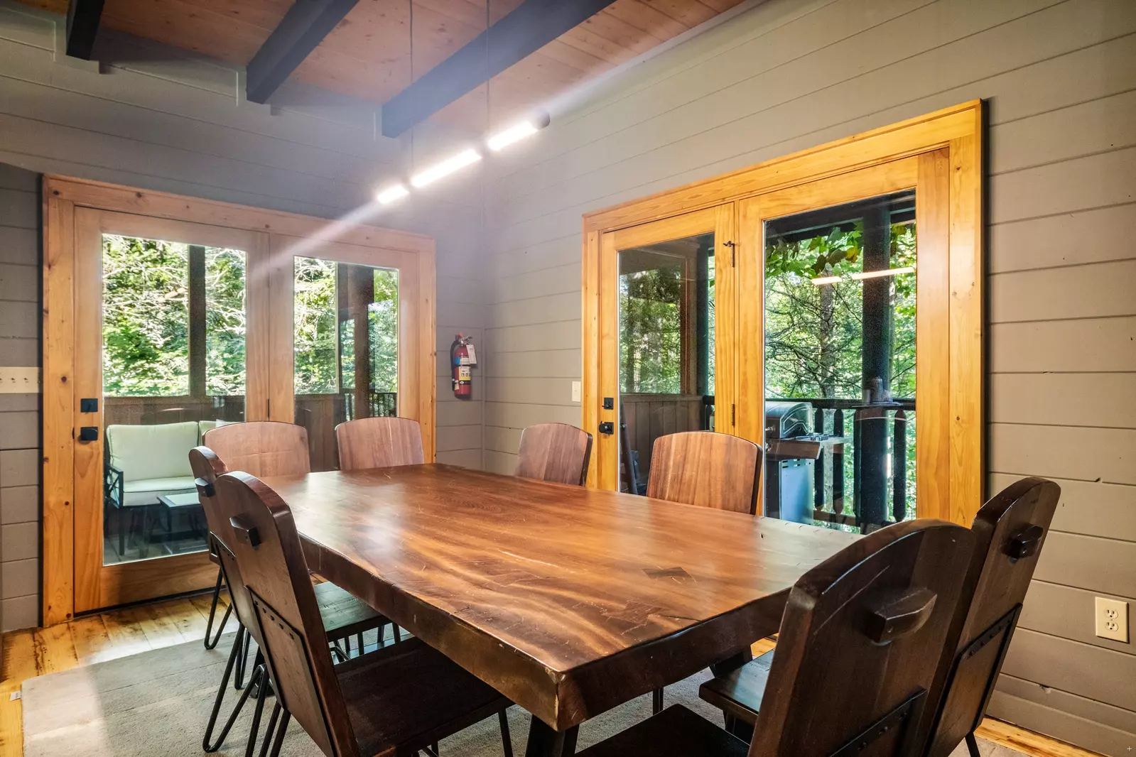 Property image, Interior, of Modern Rustic Hideaway