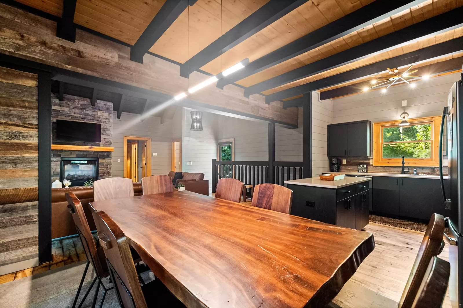 Property image, Interior, of Modern Rustic Hideaway