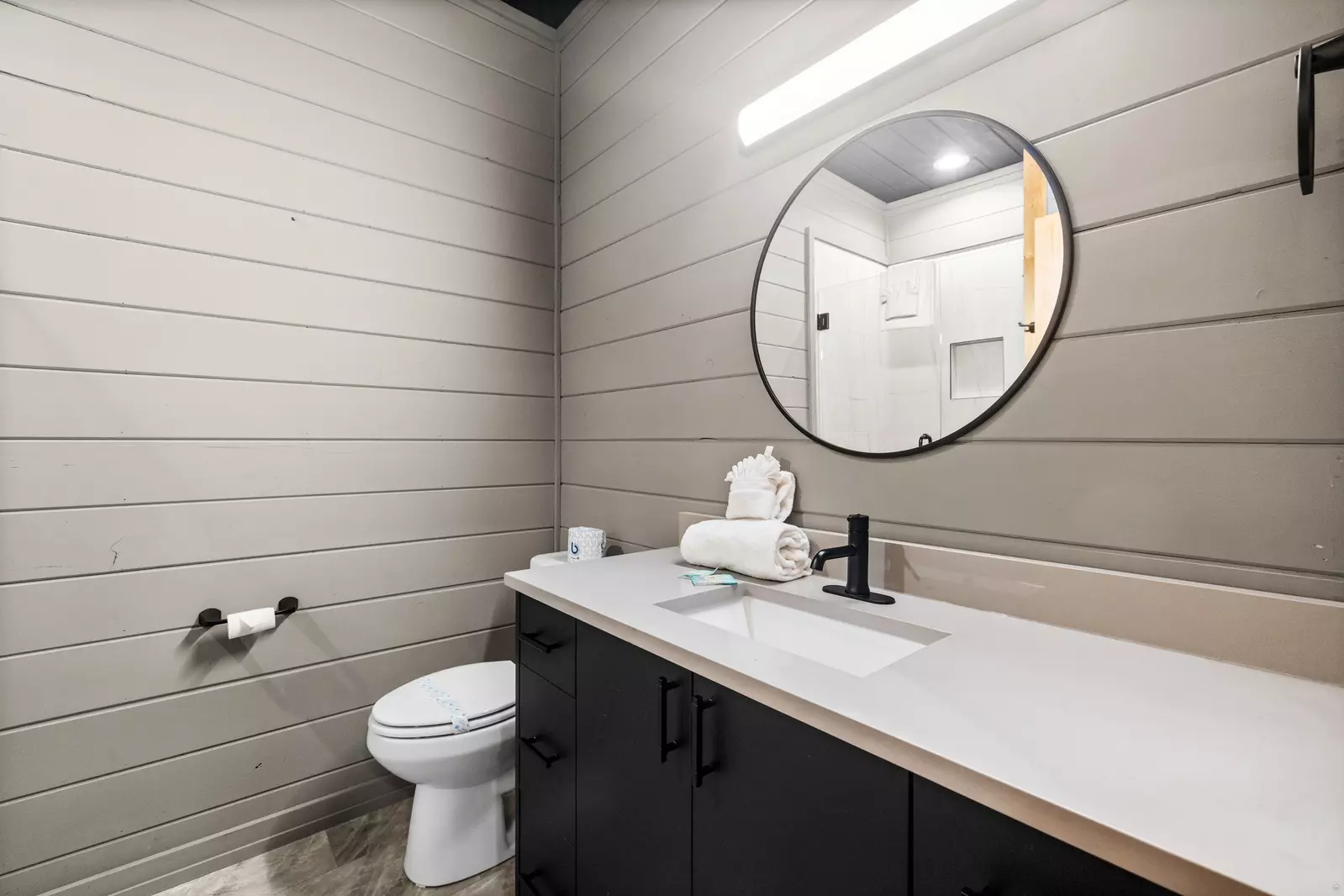 Property image, Interior, of Modern Rustic Hideaway