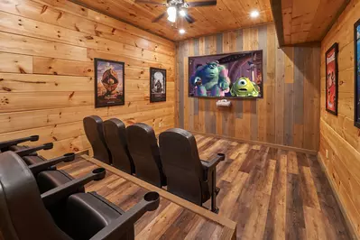 Property image, Interior, of Old Papa Bear Lodge