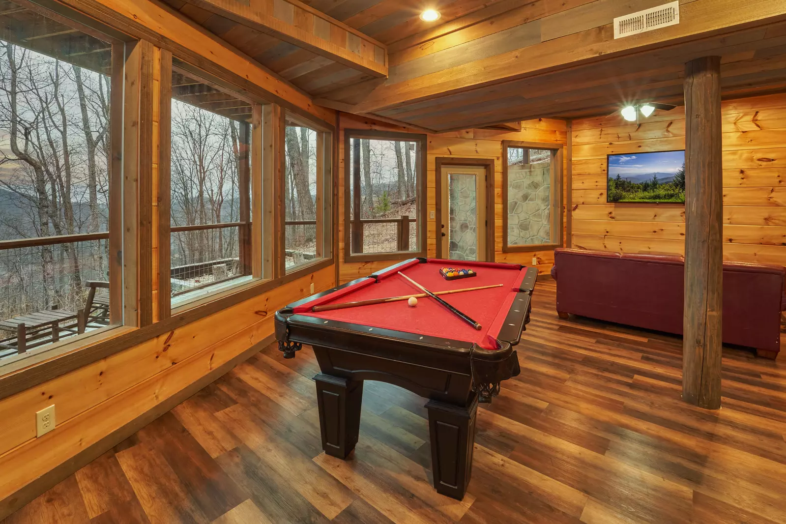 Property image, Interior, of Old Papa Bear Lodge