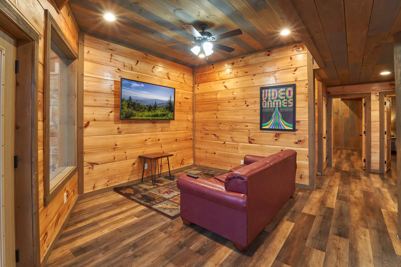 Property image, Interior, of Old Papa Bear Lodge