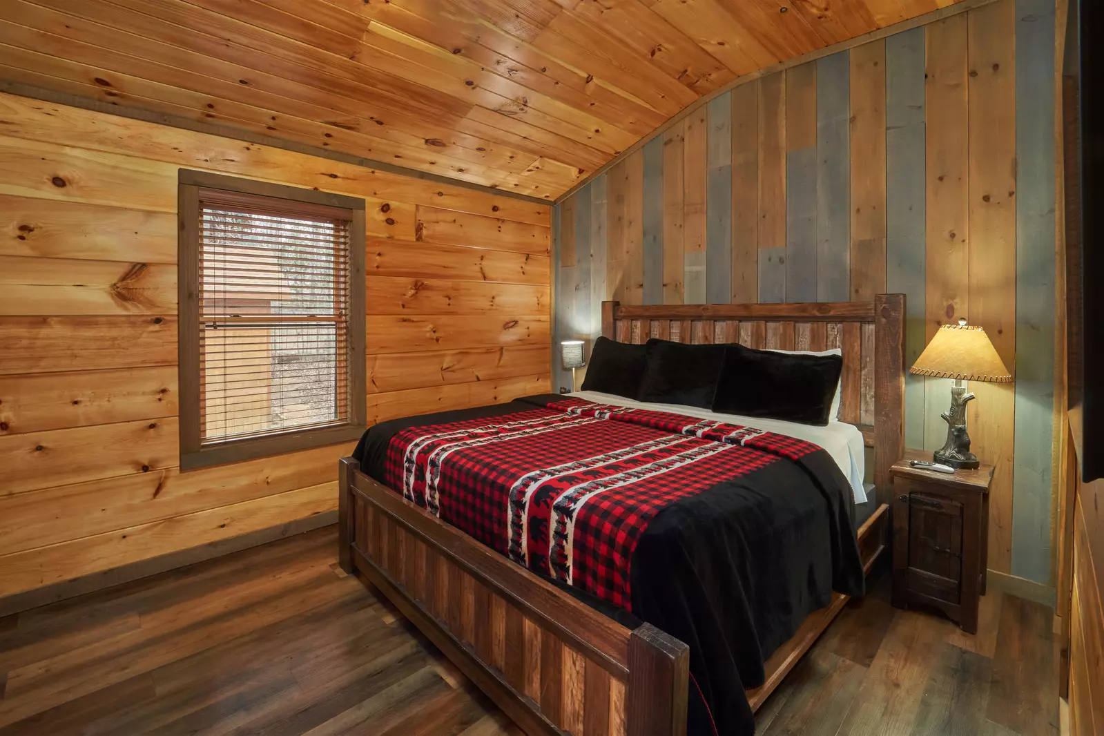 Property image, Interior, of Old Papa Bear Lodge