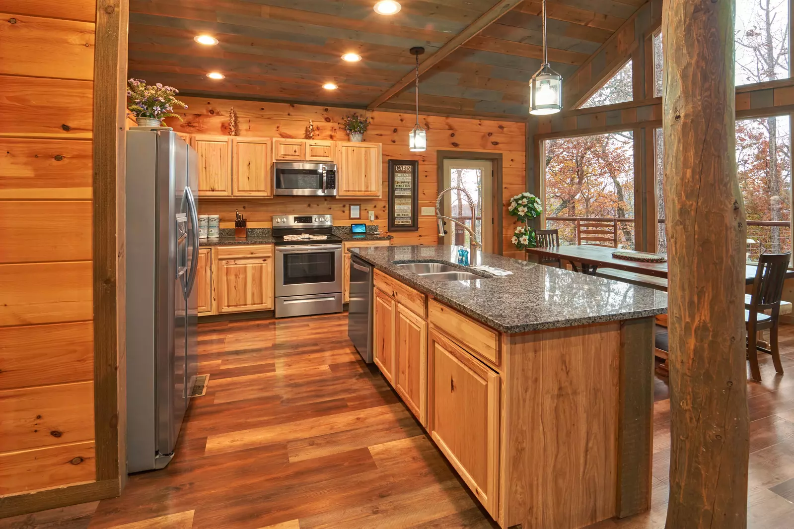 Property image, Interior, of Old Papa Bear Lodge