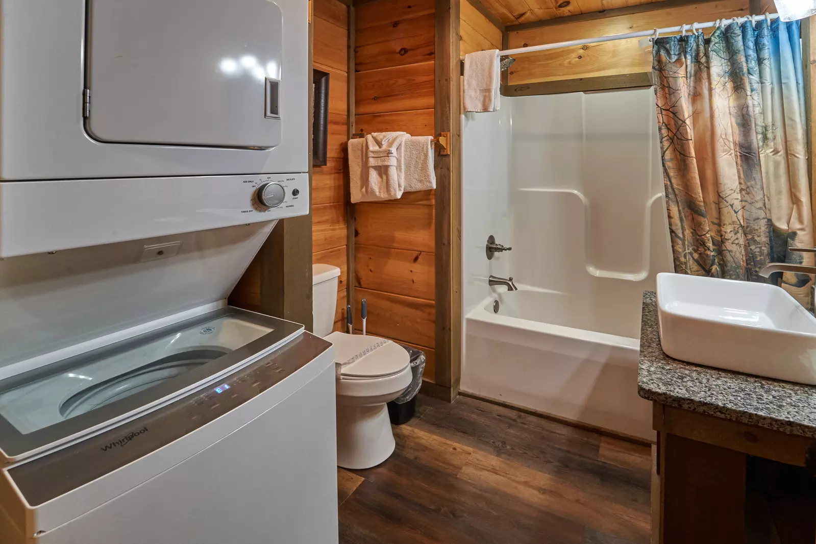 Property image, Interior, of Old Papa Bear Lodge