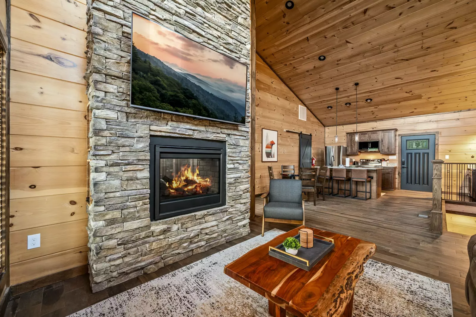 Property image, Interior, of Cedar Hawk Springs