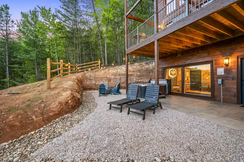 Property image, Interior, of Cedar Hawk Springs