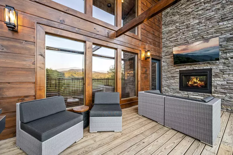 Property image, Interior, of Cedar Hawk Springs